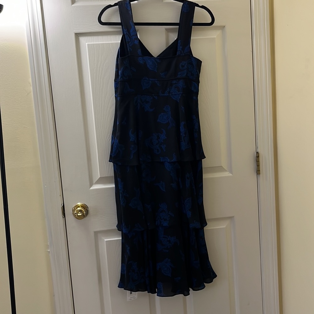 ALC Luna Silk Tiered Midi Dress - Picture 8 of 8
